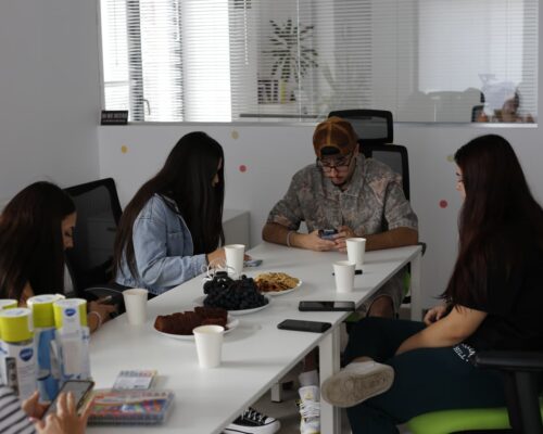 WhatsApp Image 2025-09-29 at 17.15.00_8be22327 WhatsApp Image 2025-09-29 at 17.15.00_8be22327